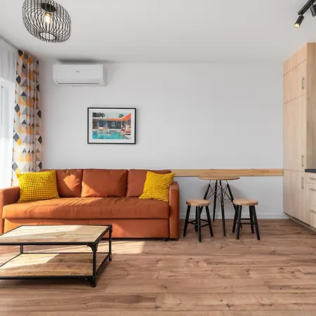 Lägenhet Komitetu Obrony Robotnikow 30 By Homeprime Warszawa