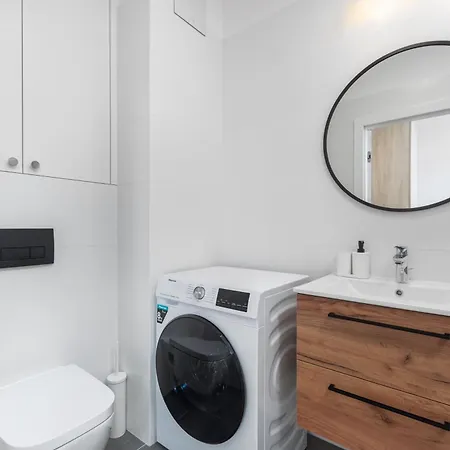 Apartment Komitetu Obrony Robotnikow 30 - A By Homeprime *